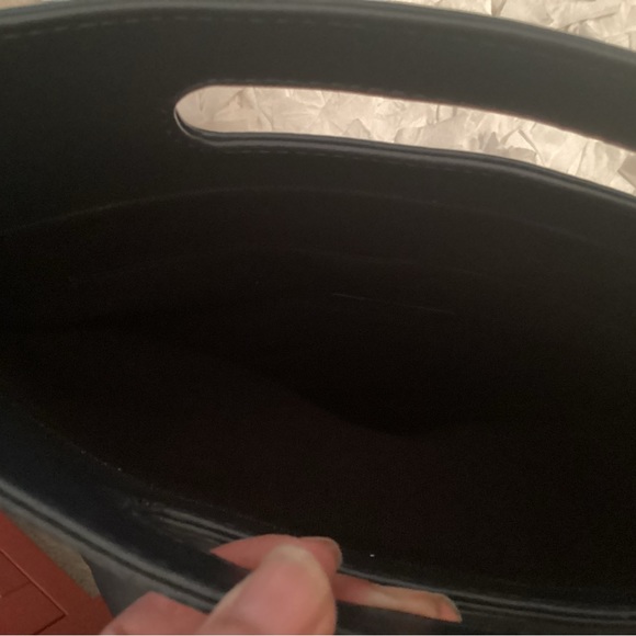 Club Monaco - Picture 9 of 9